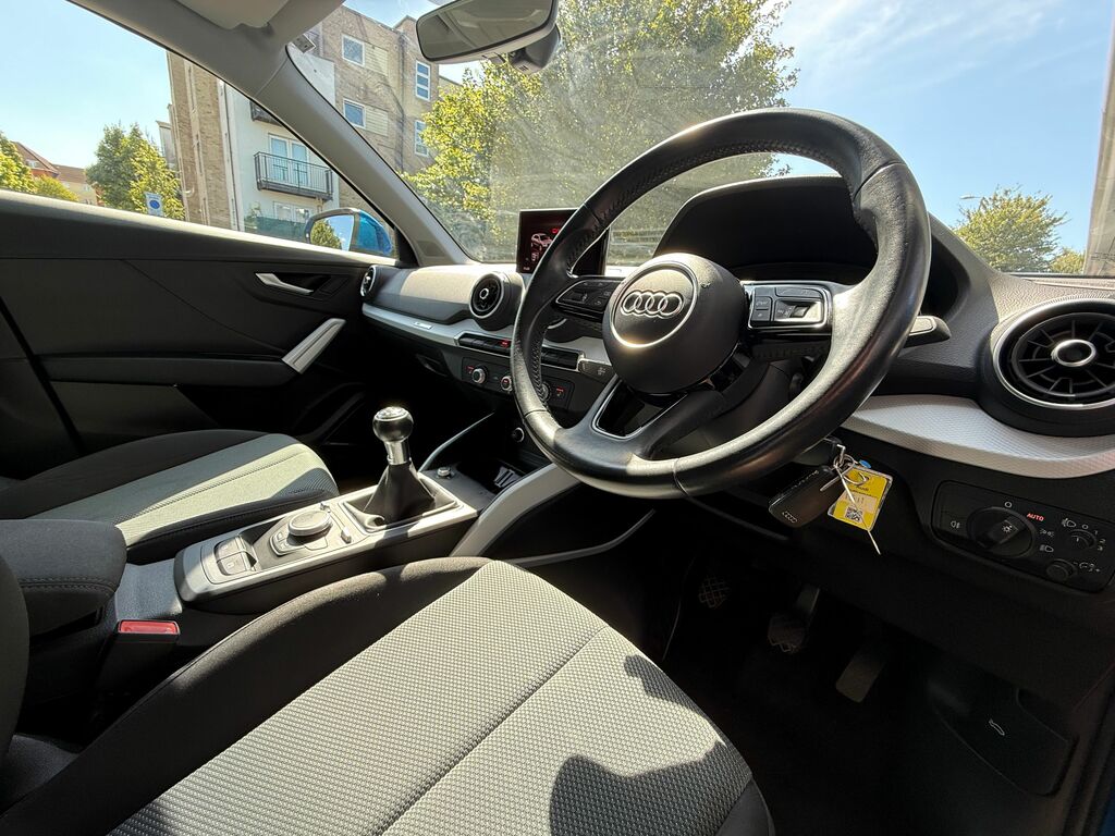 Audi Q2 Technik Blue #6