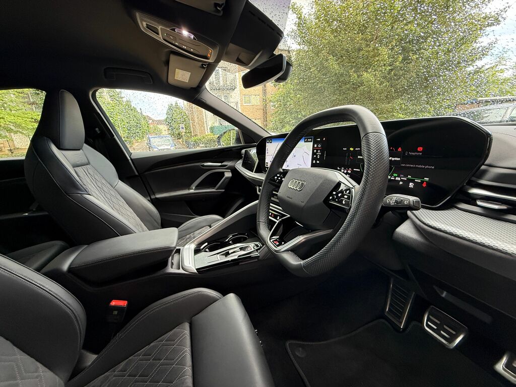 Audi Q5 Edition 1 White #6