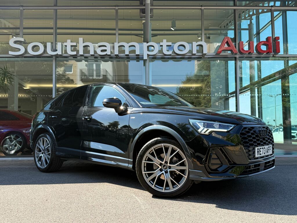 Audi Q3 Black Edition Black
