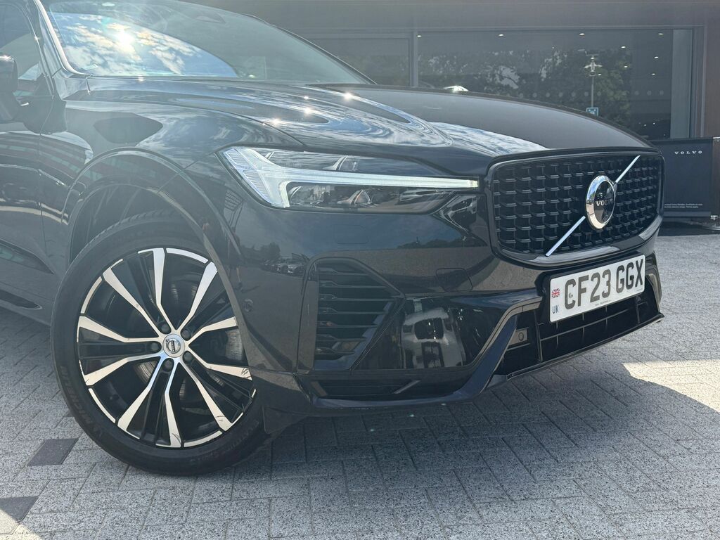 Volvo XC60 Ultimate Black #6