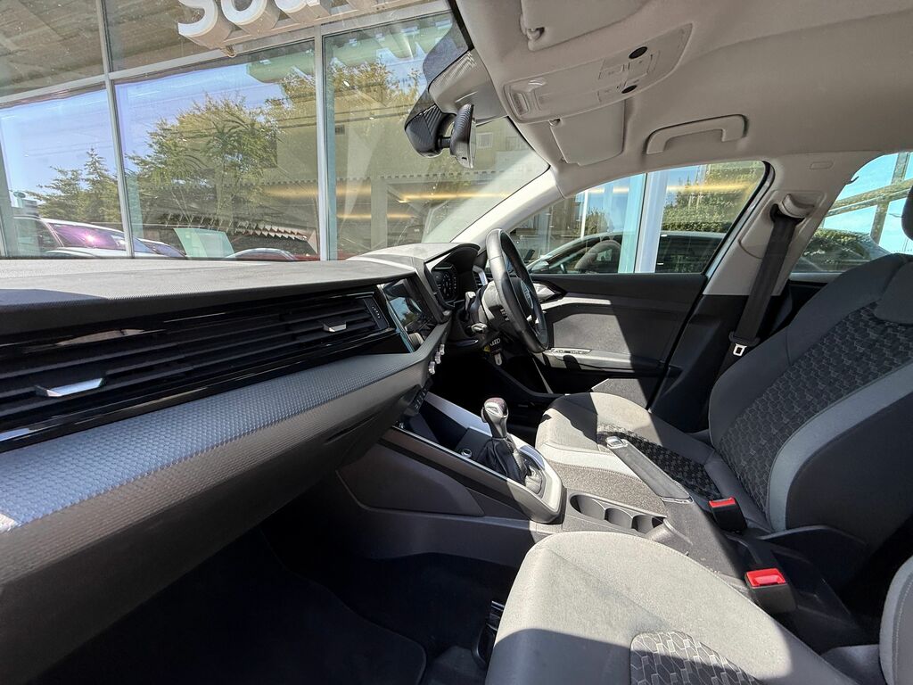 Audi A1 Sport Black #2