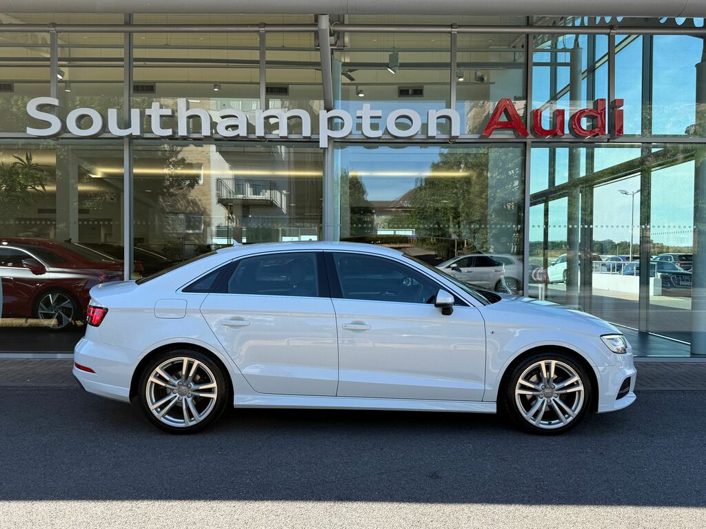 Audi A3 S Line Black #4