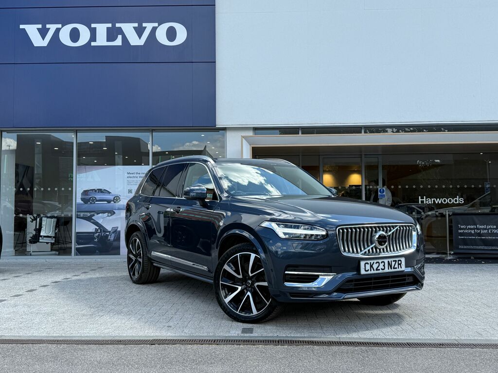 Volvo XC90 Ultimate Blue