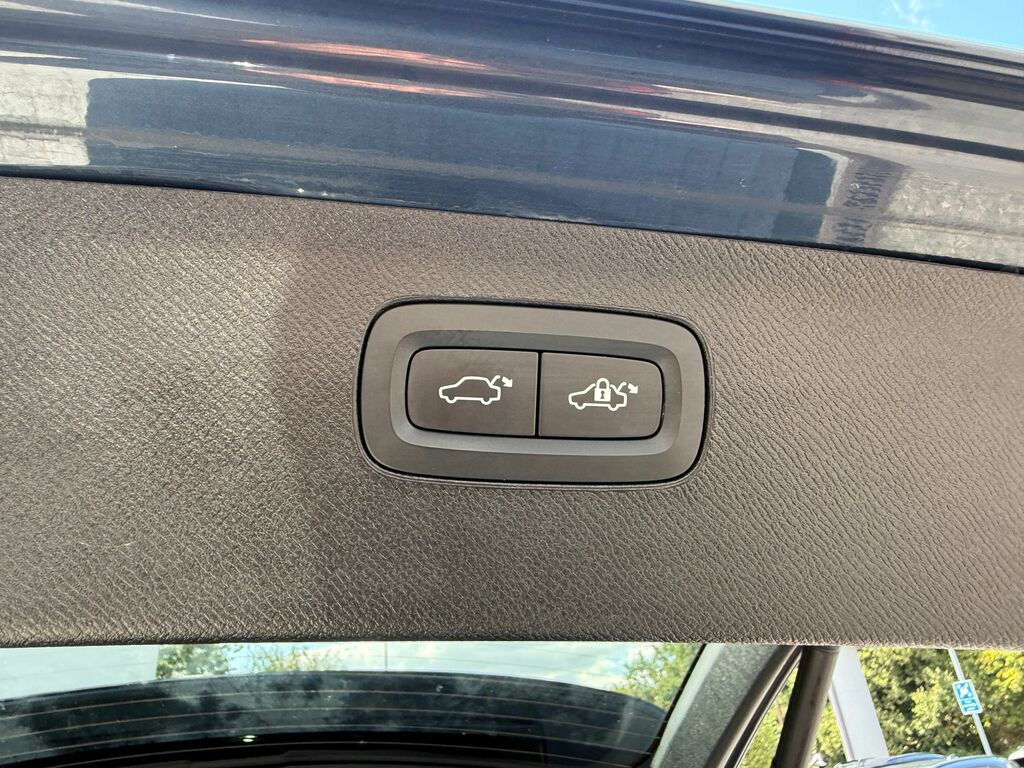 Volvo XC90 Recharge Plus, T8 Awd Plug-in Hybrid, Black #23