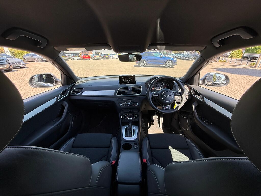 Audi Q3 S Line Edition Black #3