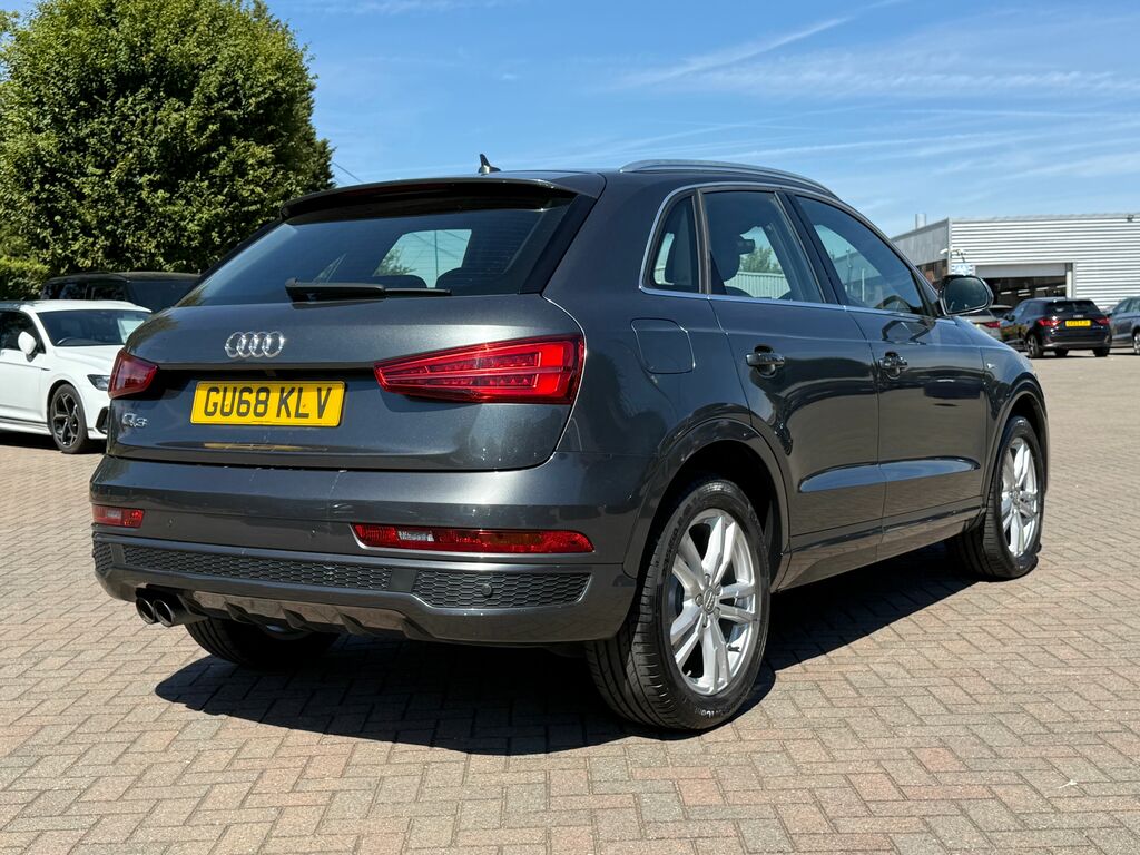 Audi Q3 2.0 Tfsi Black Edition S Tronic Quattro Euro 6 S Red #30
