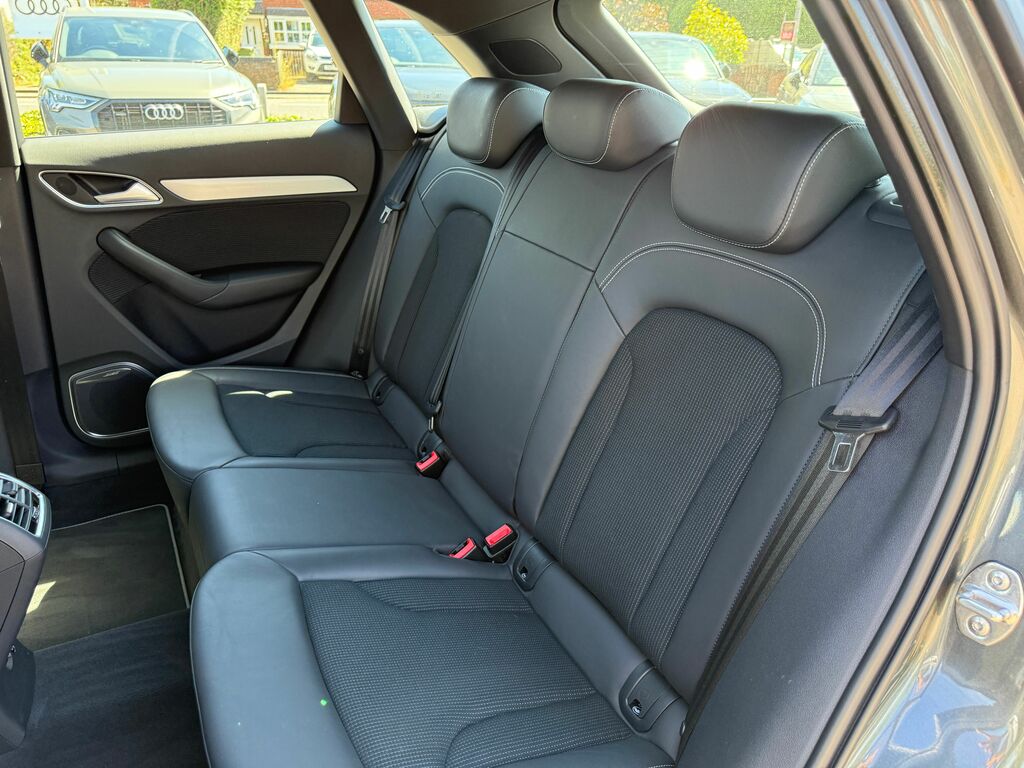 Audi Q3 2.0 Tfsi Black Edition S Tronic Quattro Euro 6 S Red #40