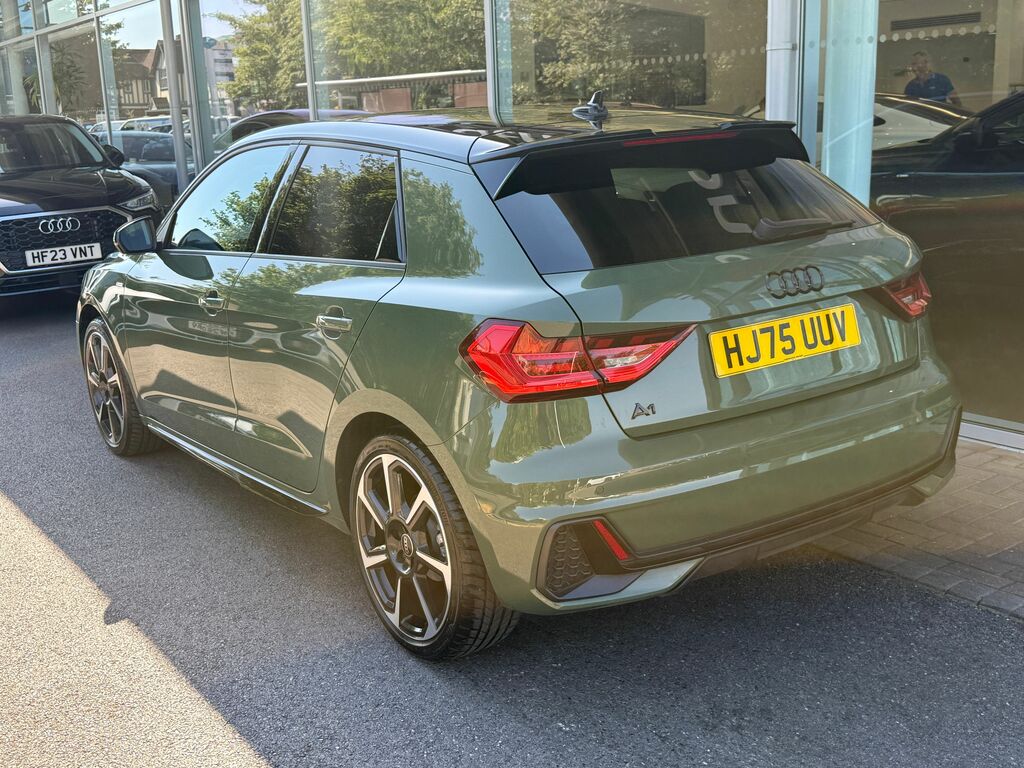Audi A1 Black Edition Green #3