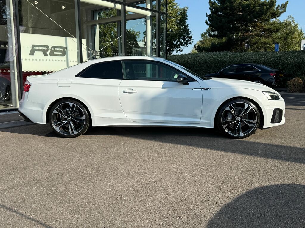 Audi A5 Black Edition Black