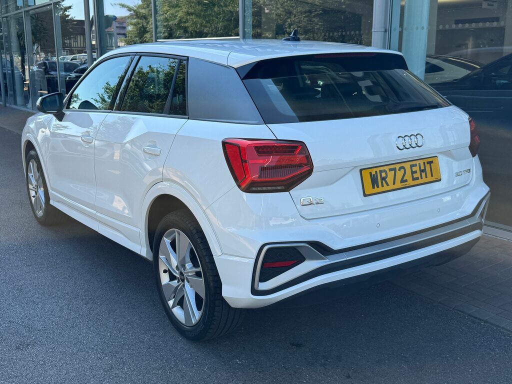 Audi Q2 S Line Black #3