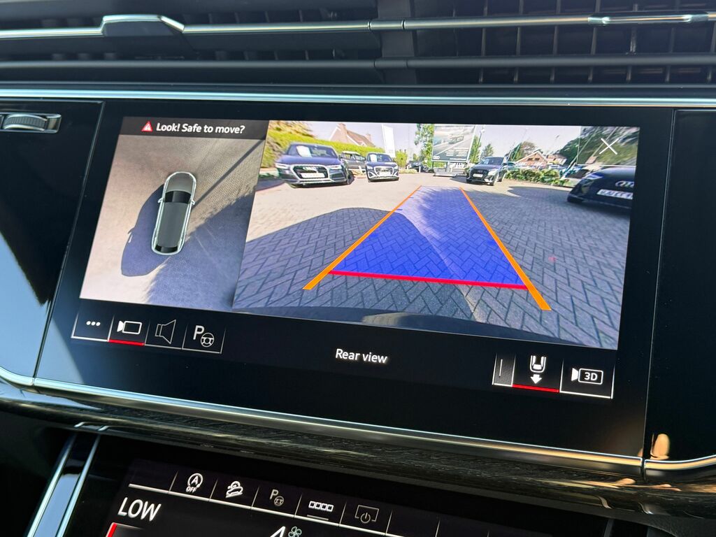 Audi Q8 Black Edition Blue #4