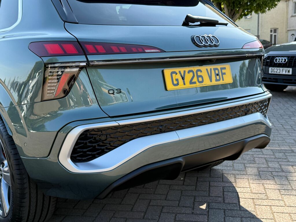 Audi Q3 1.5 Tfsi Sport Suv S Tronic Euro 6 Ss Black #57