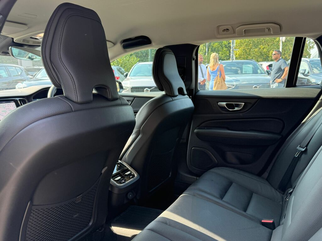 Volvo V60 Ultra, T8 Awd Plug-in Hybrid, Dar Black #28
