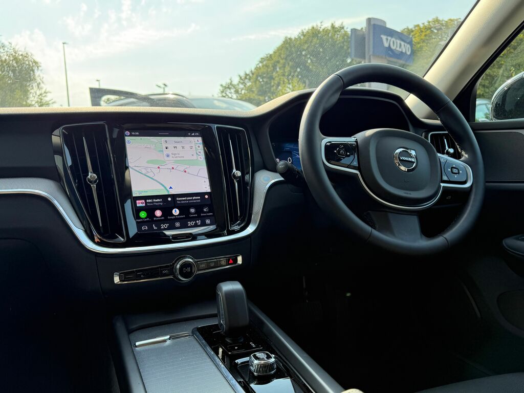 Volvo V60 Ultra, T8 Awd Plug-in Hybrid, Dar Black #33