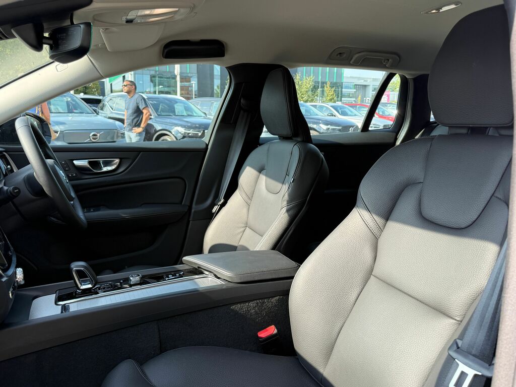 Volvo V60 Ultra, T8 Awd Plug-in Hybrid, Dar Black #27