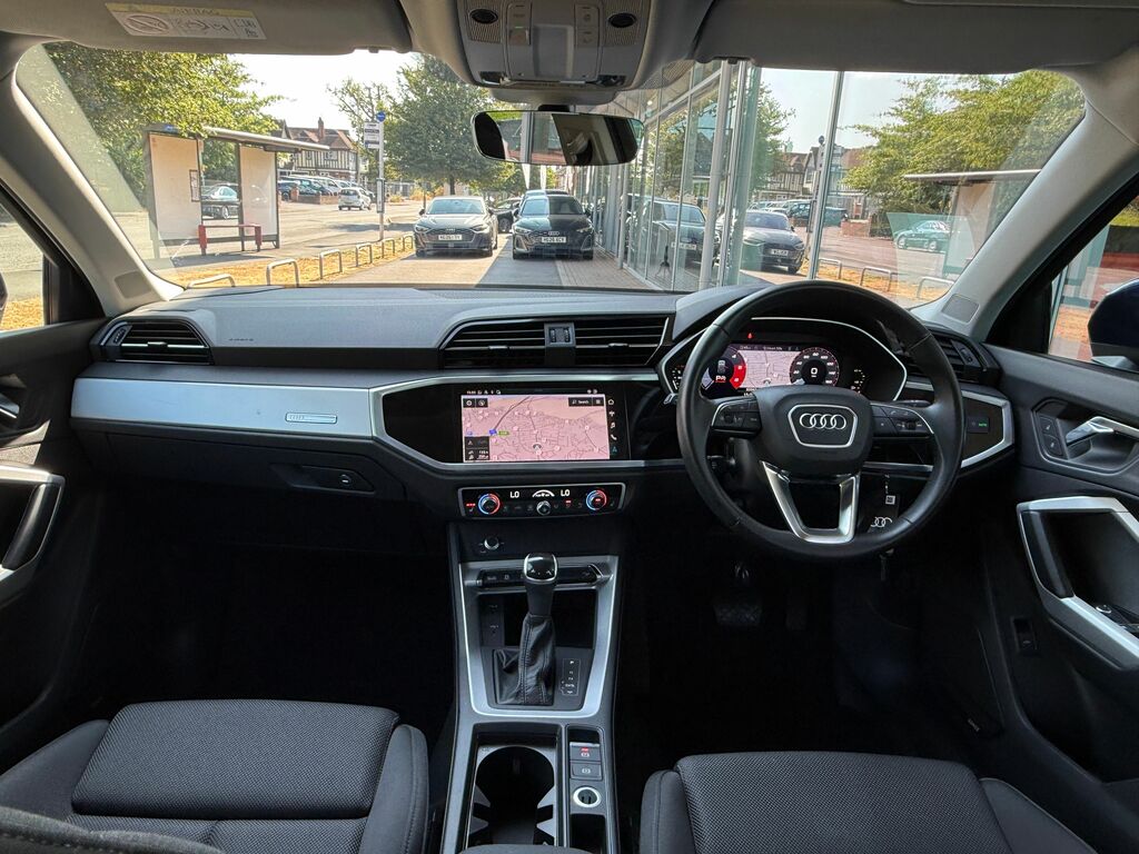Audi Q3 35 1.5 Tfsi 150 Sport 2Wd S Tronic Comfort S White #36