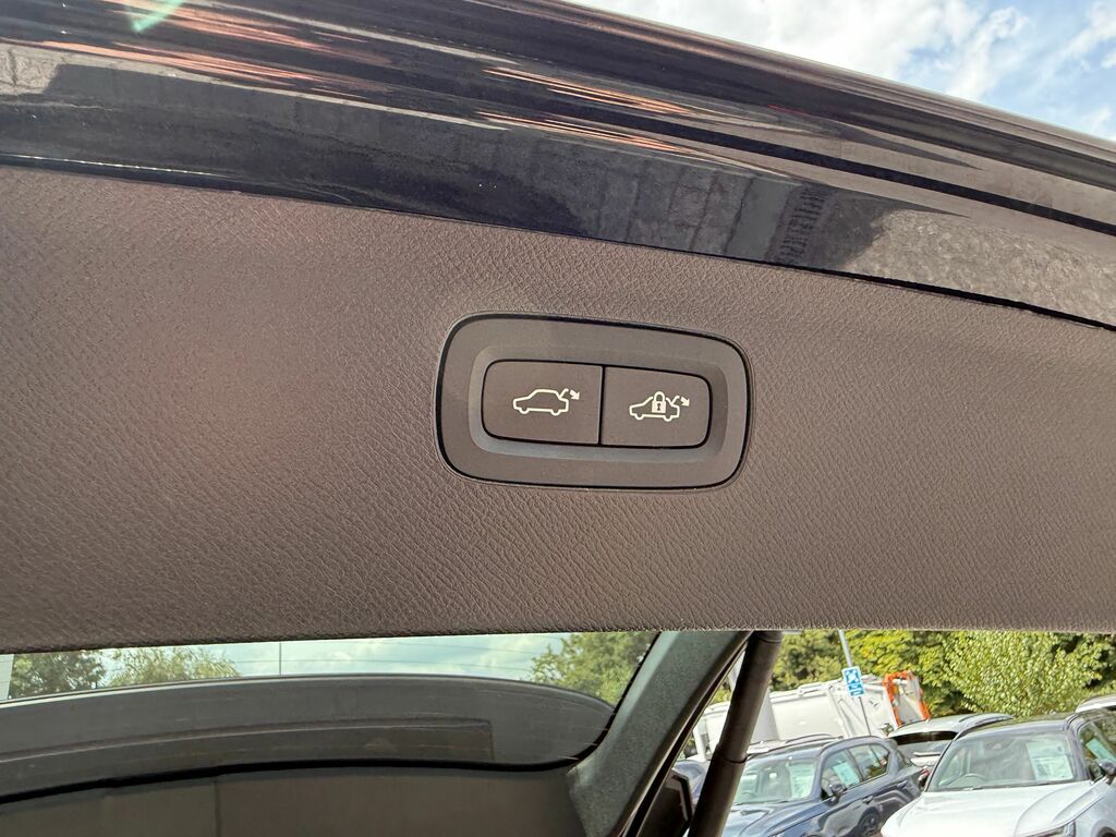Volvo XC90 Ultra, T8 Awd Plug-in Hybrid, Bri Red #23