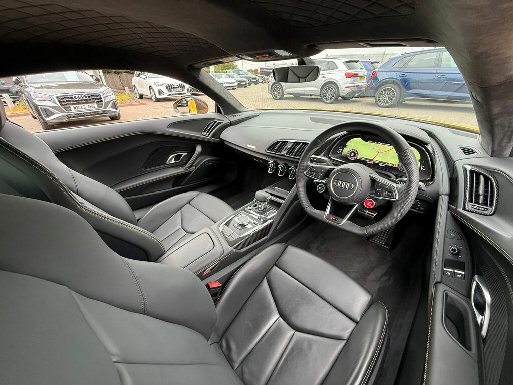 Audi R8 Performance Edition Black #2