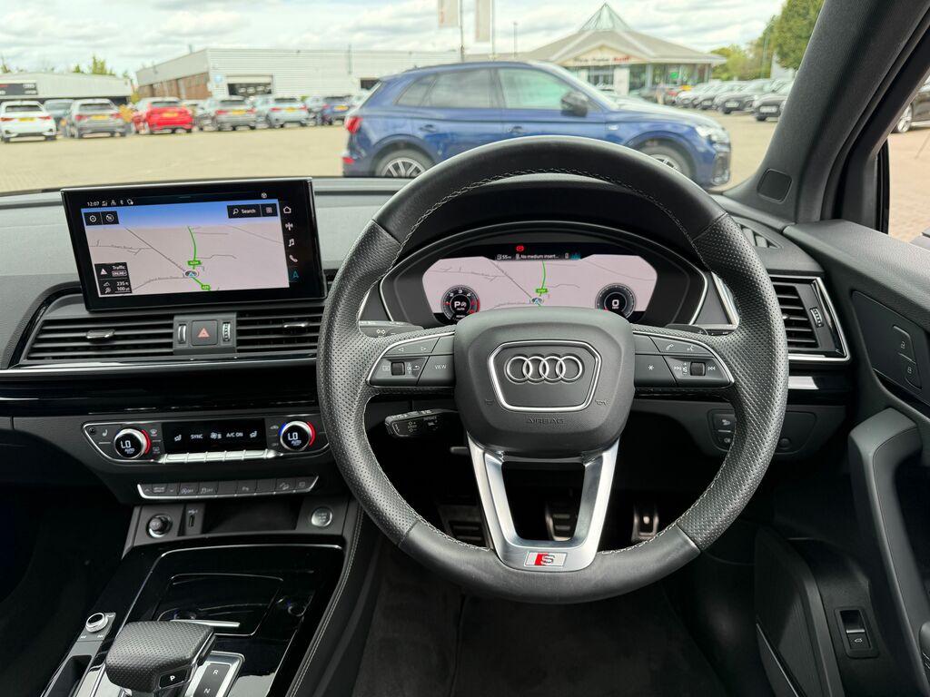 Audi Q5 Edition 1 GY23FSD Black #6