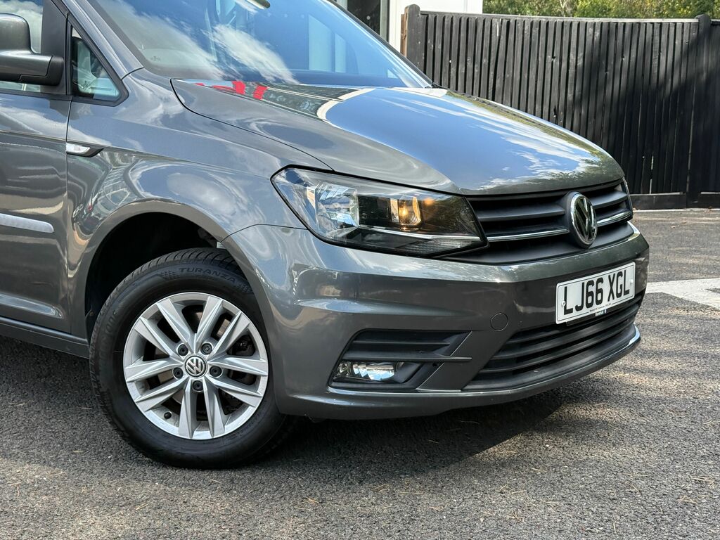 Volkswagen Caddy Highline LJ66XGL Grey #4