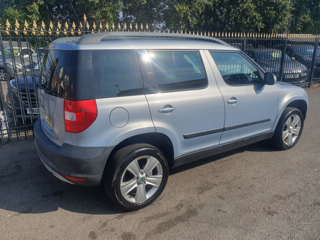 Skoda Yeti 1.2 Tsi Se Suv Euro 5 105 Ps Blue #5