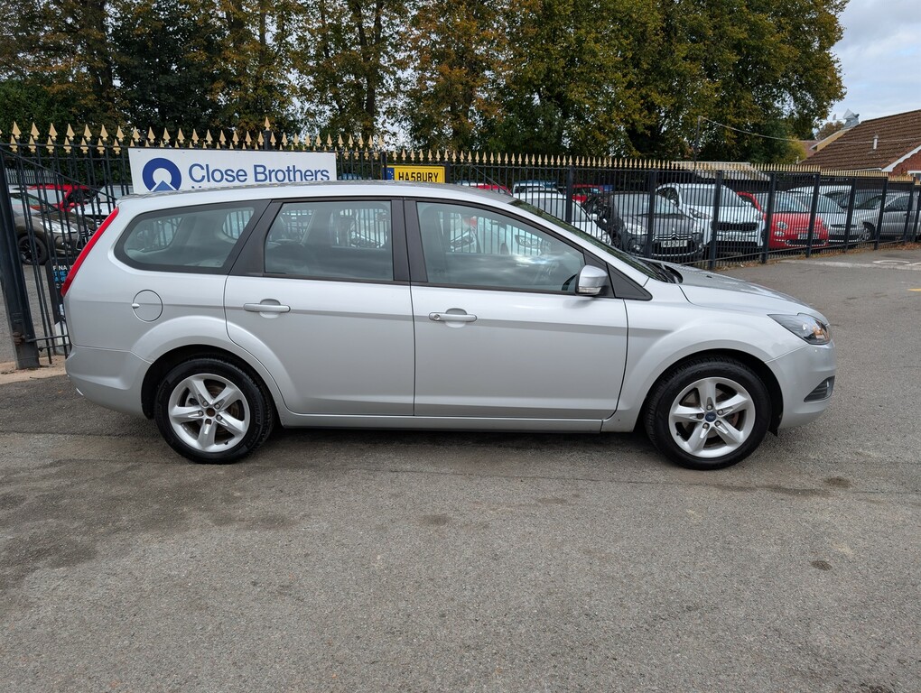 Ford Focus 1.6 Zetec Estate 184 Gkm, 9 Silver #3