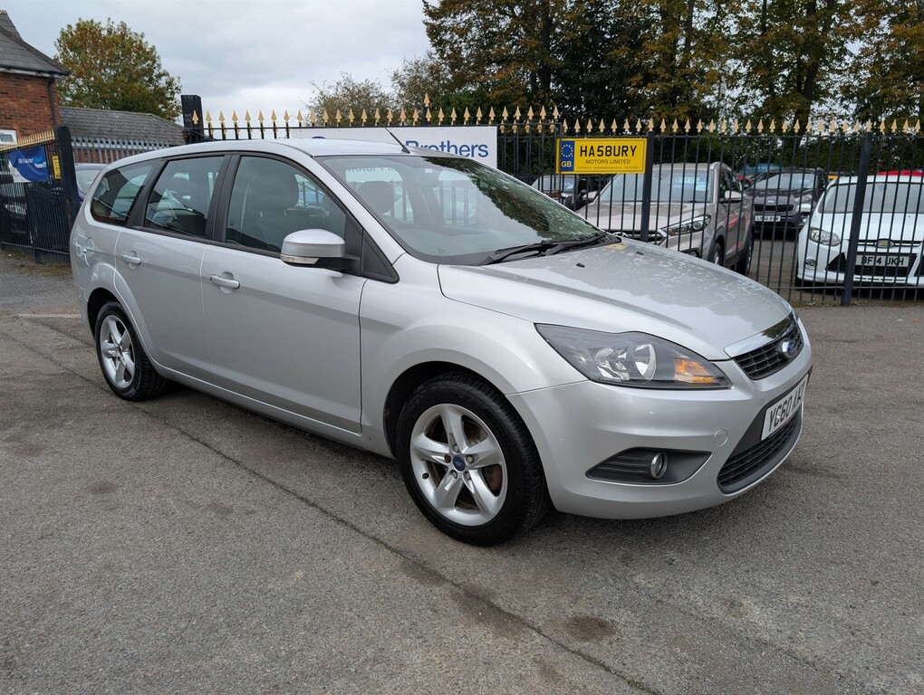 Ford Focus 1.6 Zetec Estate 184 Gkm, 9 Silver