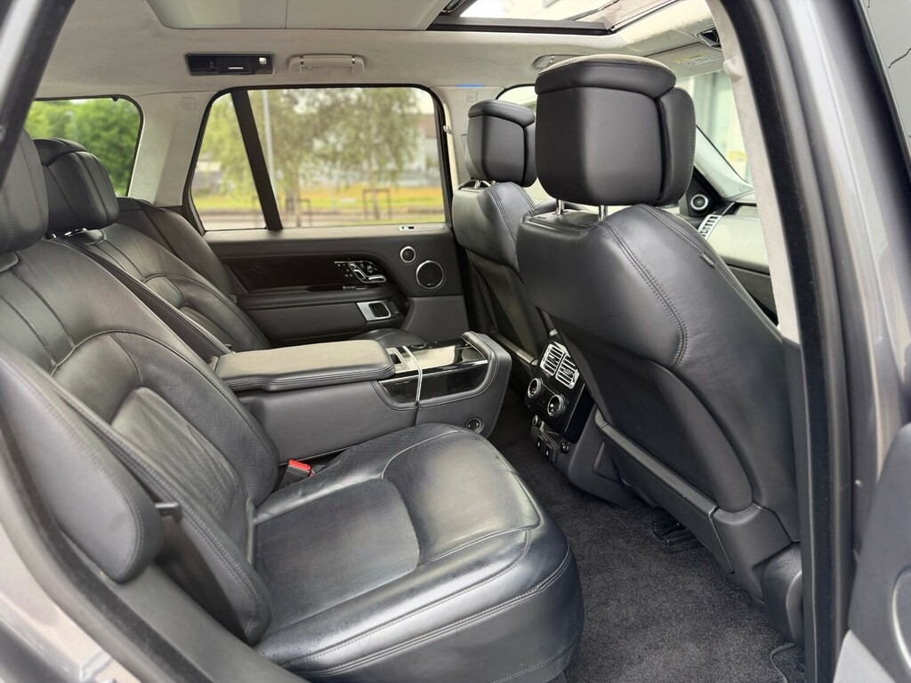 Land Rover Range Rover 4.4L Sdv8 Vogue Se Black #17