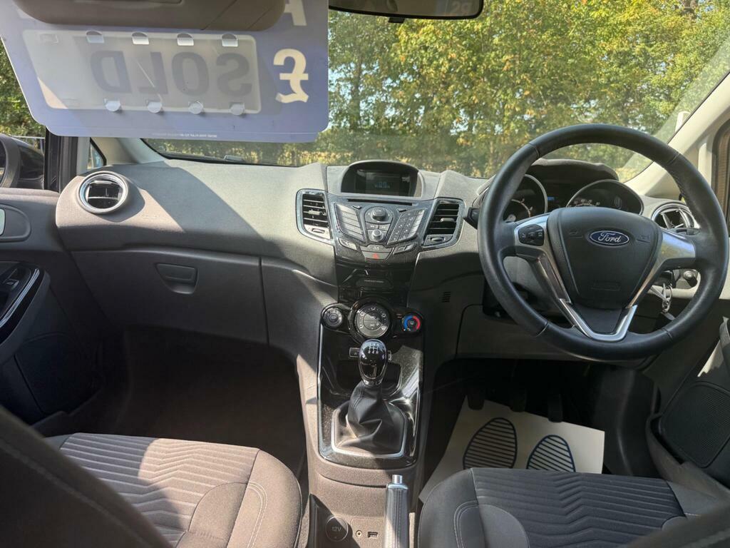 Ford Fiesta 1.25 82 Zetec Black #11