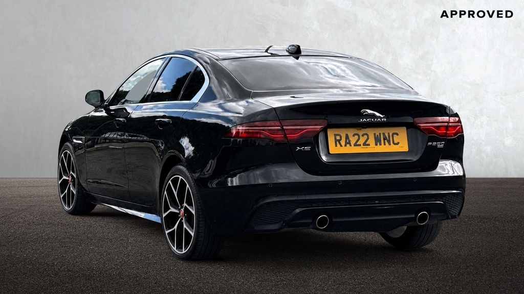 Jaguar XE P300 R-dynamic Hse Awd Santorini Black Black #2