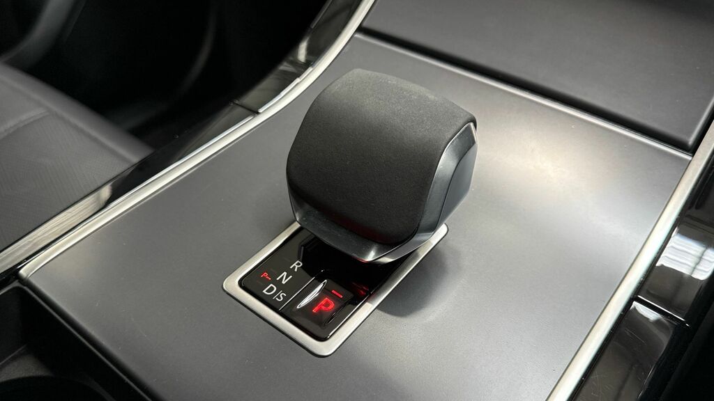 Jaguar XE 2.0D Prestige Grey #13