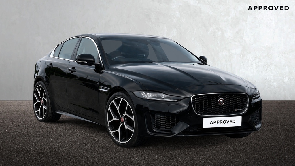 Jaguar XE P300 R-dynamic Hse Awd Santorini Black Black