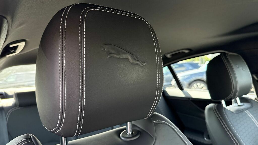 Jaguar XE 2.0D Prestige Grey #23