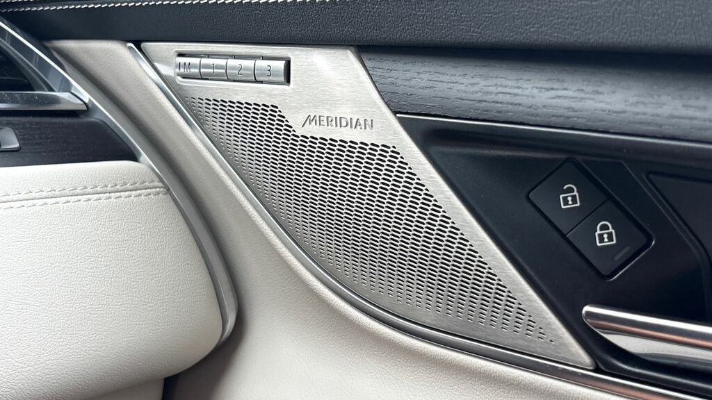 Jaguar XF Jaguar 2.0 D200 R-dynamic Se Black Saloon Grey #27