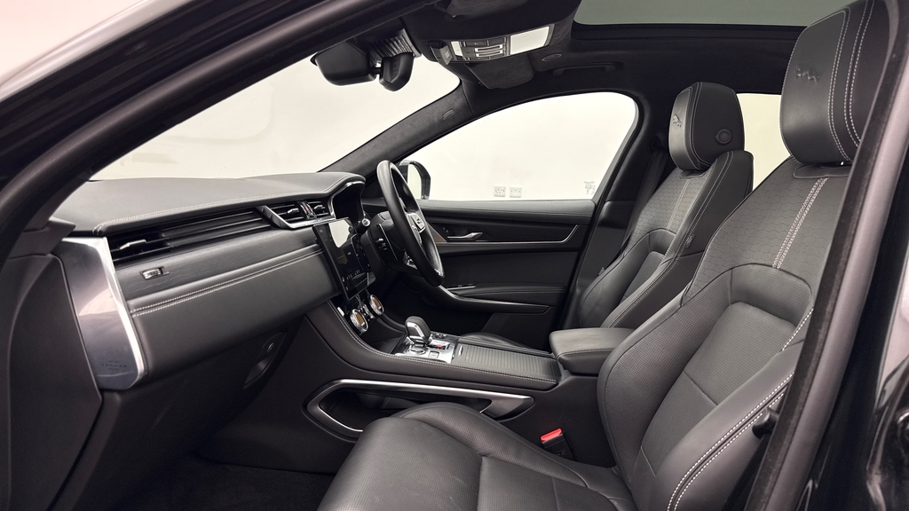 Jaguar F-Pace D200 R-dynamic Hse Black Santorini Black Black #3