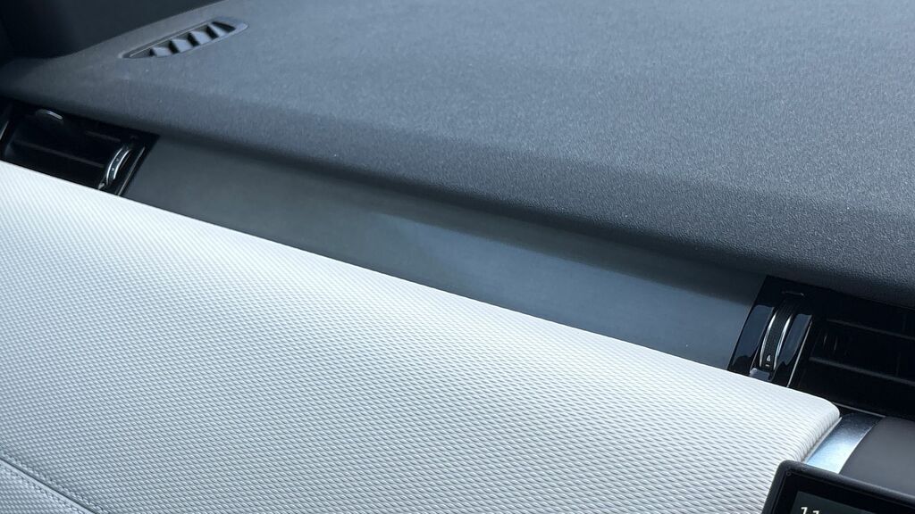 Land Rover Discovery Sport D200 Dynamic Se Silicon Silver Silver #34