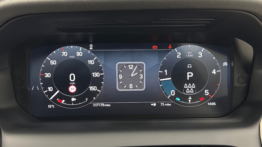 Land Rover Discovery Sport D200 Dynamic Hse White #16