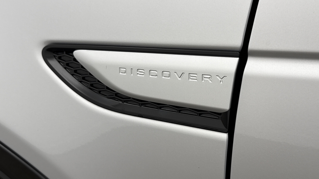 Land Rover Discovery Sport D200 Dynamic Hse White #20