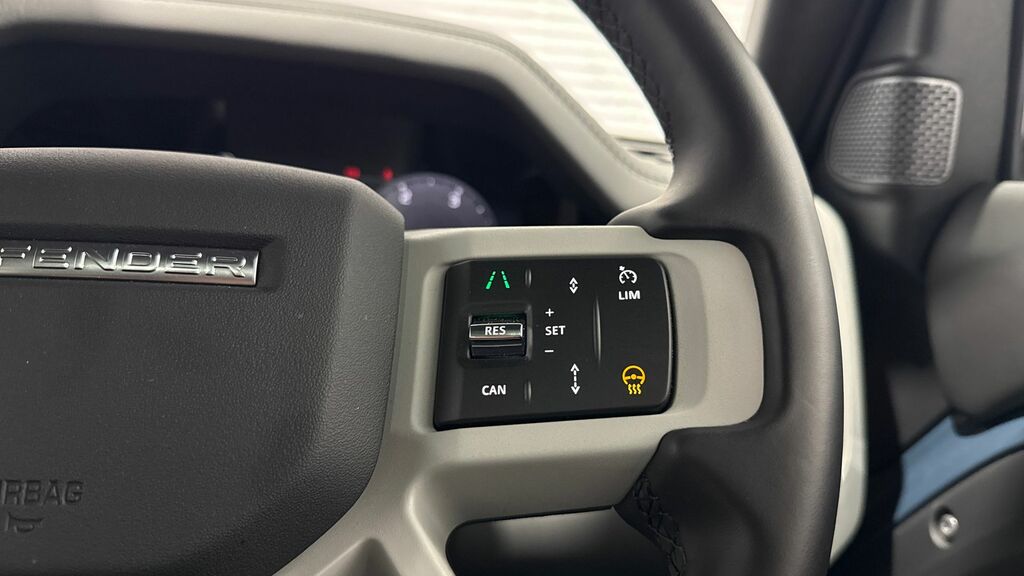 Land Rover Defender 90 Suv 3.0 D350 Mhev X-dynamic Hse 2024 Grey #25
