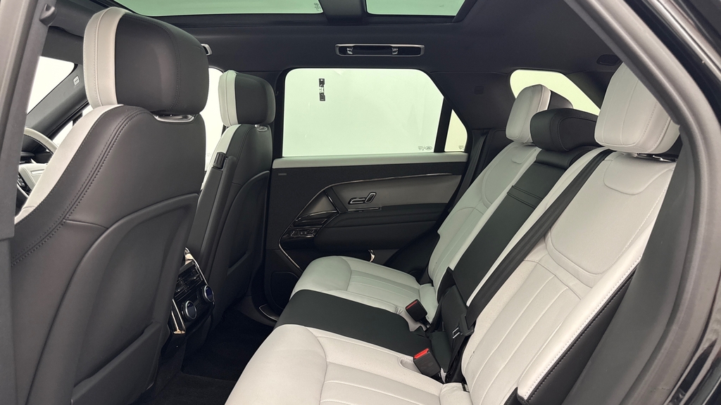 Land Rover Range Rover Sport D300 Dynamic Se Santorini Black Black #3