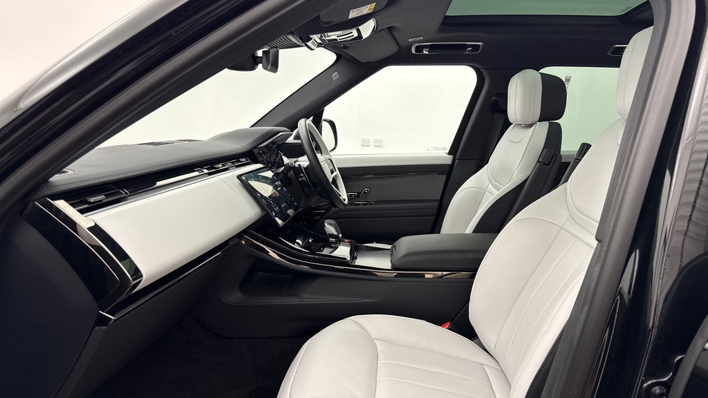 Land Rover Range Rover Sport D300 Dynamic Se Santorini Black Black #2