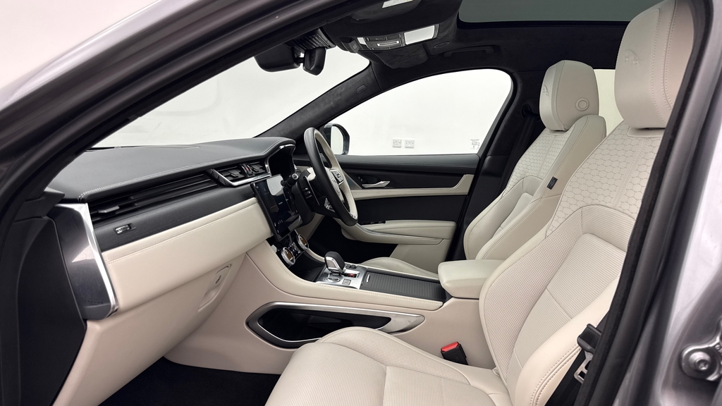 Jaguar F-Pace D200 R-dynamic Hse Black 90Th Anniversary Edition Grey #3