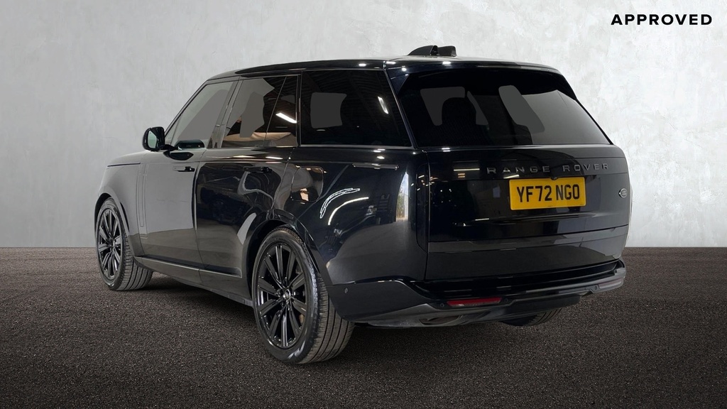 Land Rover Range Rover P440e Se Santorini Black Black #2