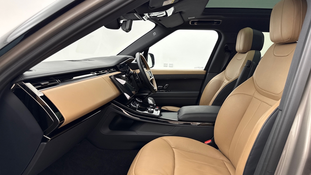 Land Rover Range Rover Sport P400 Dynamic Se Lantau Bronze Brown #3