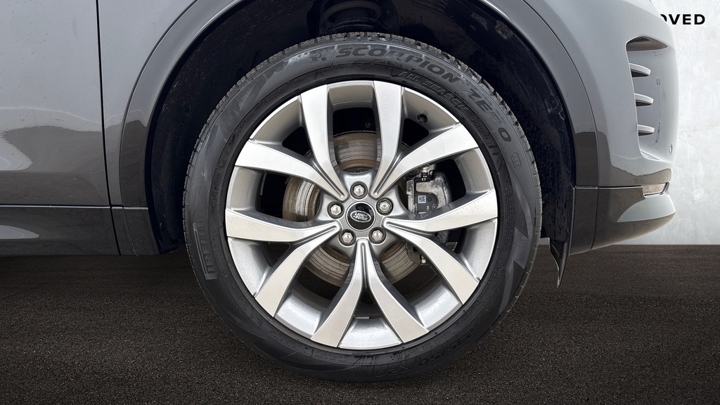 Land Rover Discovery Sport 2.0 D200 Dynamic Se 5 Seat Station Wago Black #8