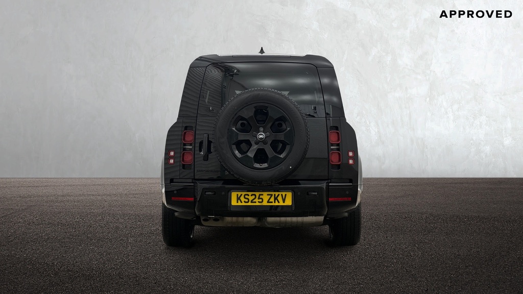 Land Rover Defender 130 D350 X-dynamic Hse Santorini Black Black #6