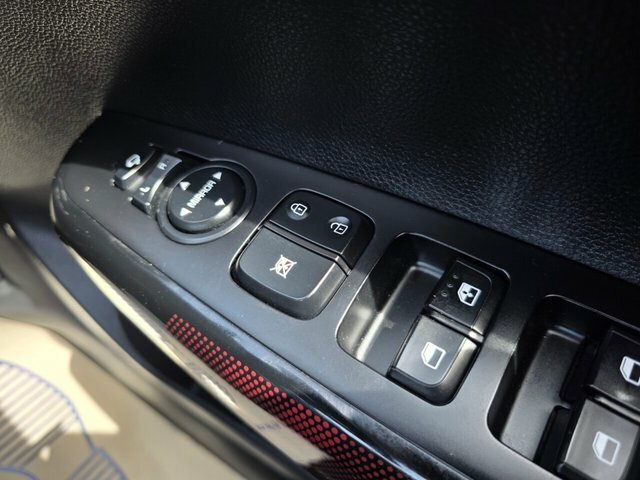 Kia Picanto 1.0 Gt-line 4 Seats White #35