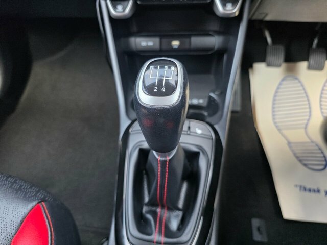 Kia Picanto 1.0 Gt-line 4 Seats White #50