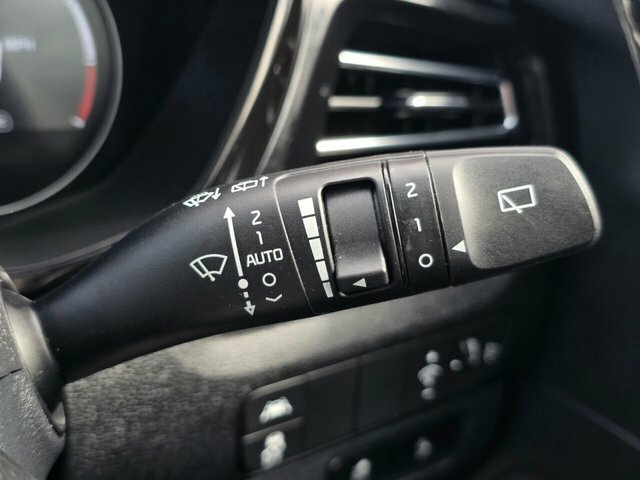 Kia Niro 1.6 Gdi Hybrid 3 Dct Red #34