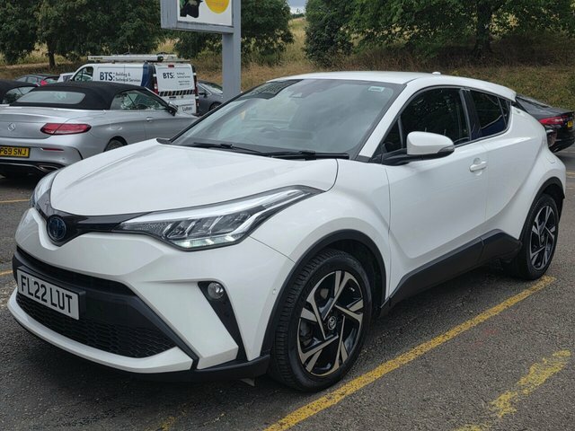 Toyota C-Hr Vvt-h Gpf Design Suv White #5